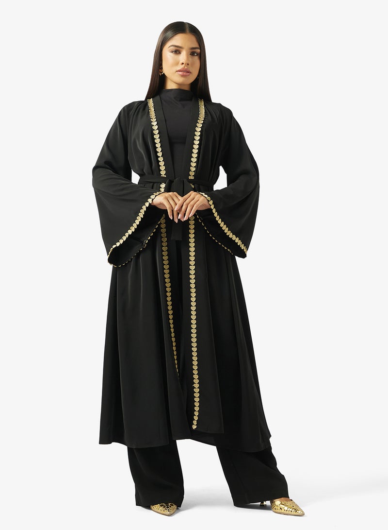 Khizana Basic Abaya With Contrast Hem - Image 4